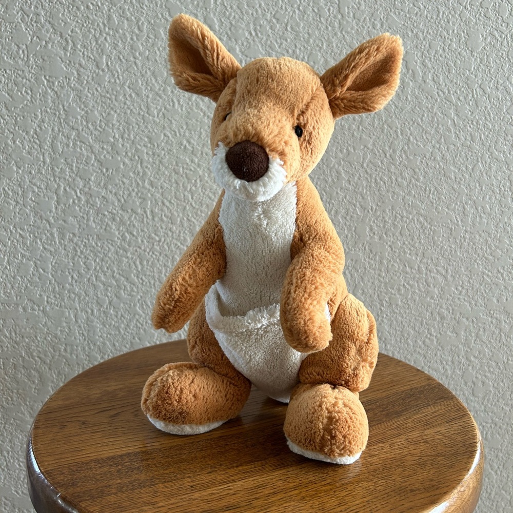 Jellycat Kangaroo Stuffed Animal - Brown and White